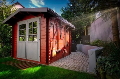 The Practical Guide to Ex-Display Sheds and Summer Houses