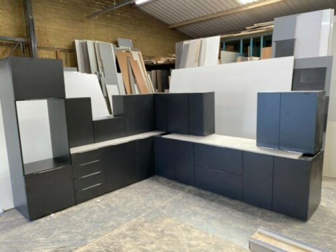 Ex Display Kitchen Graphite Matt Doors & Colour Matched Units Ex