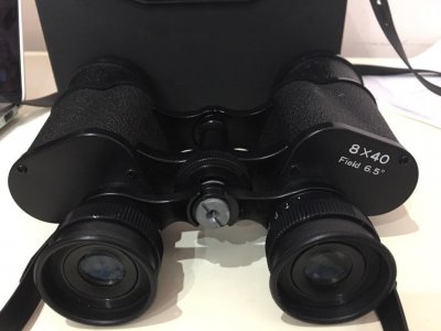 Binoculars 8 x 40 comes with case