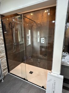 Aquadart Rolla 8 Shower Enclosure Matt Black Ex-Display