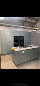 Ex-Display Kitchen Wall Units and Island