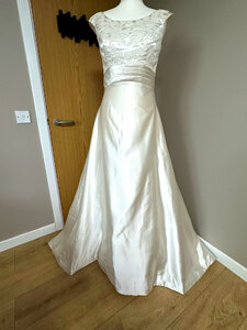 Ex-Display with Tags Mia Mia Ivory Wedding Dress Size 12