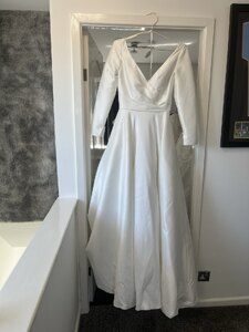 Sincerity Ivory Wedding Dress Ex-Display Size 12 Few Marks New with Tags