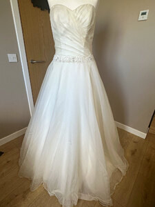 Ex-Display Mia Mia Ivory Sweetheart A-line Wedding Dress Size 14