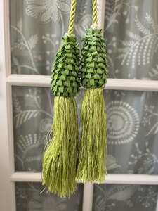 Designers Guild Lime Green Double Tassel Curtain Tieback 1x Rope Ex-Display 72cm