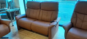 Himolla Lupo Leather 2.5 Seater Electric Wall Hugger Sofa Ex-Display