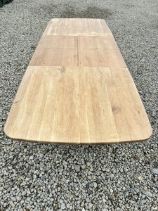 Oak Furnitureland Bentley Extending Solid Oak Dining Table Ex-Display