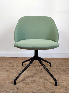 Paralel Lounge Swivel Chair - Ex-Display Vintage Design