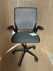 Humanscale Diffrient World Task Office Chair, Black, Ex-Display