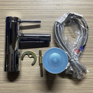 Polished Chrome Mono Basin Mixer Tap With Waste & Tails Ex-Display