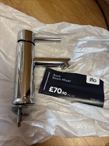 Iflo Aura Single Lever Basin Mixer Tap Chrome Ex-Display