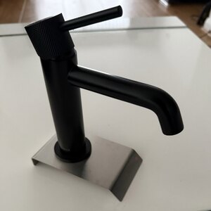 Saneux Modern Black Basin Mixer Tap - New Ex-Display, No Fittings Included