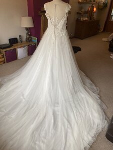 Justin Alexander Wedding Dress Soft Ivory Chiffon Lace Bodice Ex-Display Size 14