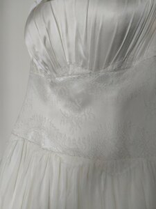 Ivory Wedding Dress Size 10 63 Inches Long Ex-Display
