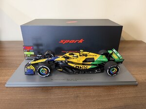 Ex-Display - Spark 1:18 McLaren MCL38 Ayrton Senna Tribute Lando Norris Monaco