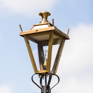 Used Ex-Display 75cm Antique Brass Dorchester Lantern Replacement Lamppost Top