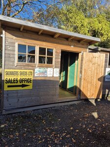 10 X 8 Pent Workshop (Ex-Display)