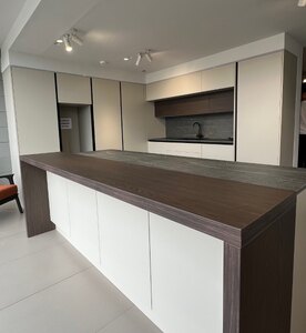 Ex-Display Kitchen Handleless Modern Kitchen Cashmere Nordic Walnut