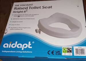 Ex-Display Aidapt Viscount Raised Toilet Seat with Lid - White, 6in
