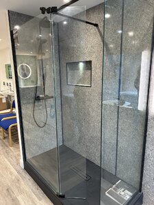 Kudos Shower Enclosure Including Shower and Tray 1600 x 800 Ex-Display