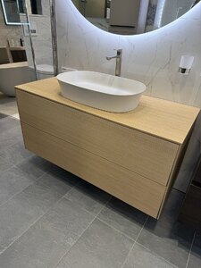 Ideal Standard Ipalyss Conca Vanity Unit, Basin and Tap Ex-Display