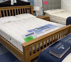 Harrison Spinks Arbury 3250 Kingsize Mattress Ex-Display Very Good Condition Medium Firmness