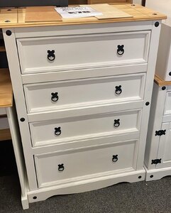 Corona White Compact 4 Drawer Chest of Drawers, Pine (Ex-Display)