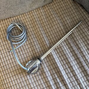 New Meg 200w Radiator Chrome Heater Element Ex-Display 5 Heat Settings