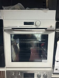 DeDietrich DOP4556W Built In Oven Multifunction Pyrolytic White - Ex-Display