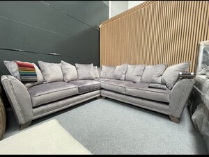 Ex-Display Velvet Corner Sofa Large Red