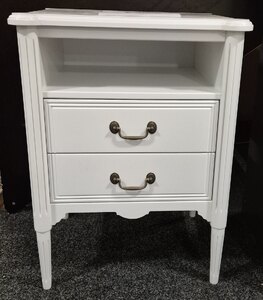 Oxford 2 Drawer Bedside Table (Ex-Display)