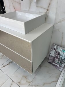 Hansgrohe Xevolos E 780 Vanity Unit with Sink and Xarita E 800 Mirror - Ex-Display