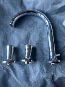 Villeroy & Boch Ex-Display Bathroom Tap, Chrome, Sit-On Mount
