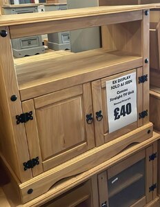 Corona Straight TV Unit (Ex-Display)