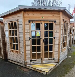 8x8 Corner Pent Summerhouse - Ex-Display
