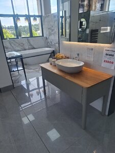 Ex-Display Duravit Luv Vanity, Basin and Tap