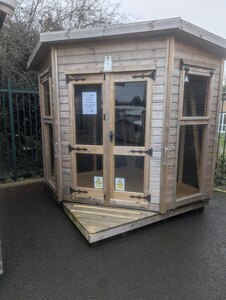 Corner Pent Studio Summerhouse 7 X 7 Ex-Display