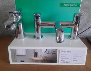 Hansgrohe Vernis Blend Mounted Bath and Basin Mixer Taps Ex-Display
