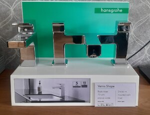 Hansgrohe Vernis Shape 70 Mounted Bath And Basin Mixer Taps Ex-Display