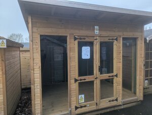 Pent Studio Summerhouse 10 X 8 Ex-Display