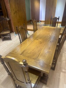 Solid Oak Dining Table Ex-Display with 5 Chairs