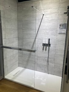 Ex-Display Crosswater Chrome Walk In 170x80cm Shower Enclosure And Tray