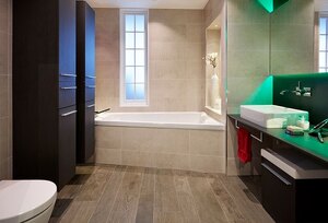 Ex-Display Duravit Bathroom Suite with Dornbracht Brassware