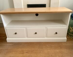 Ex-Display Simply Cotswold Classic Cream TV Stand