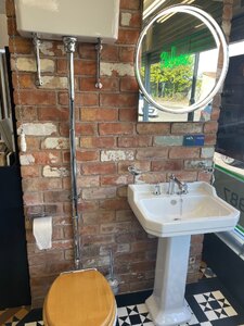 To Clear – Ex-Display Imex Wyndham Traditional Sanitary Ware High Level Wc And Basin