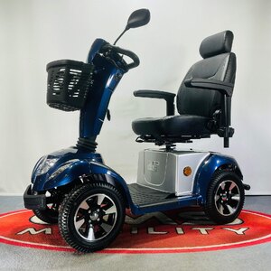 2025 Ex-Display CareCo Roadmaster Enzo 8 Large 8mph Road Mobility Scooter Buggy
