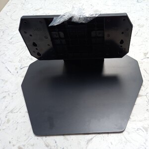 New Ex-Display Base TV Stand Legs for Hisense 85U7QTUK Pro 85 Inch Smart TV