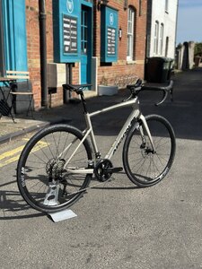 Argon 18 Equation Endurance Road Bike - New Ex-Display - Full Carbon - Medium