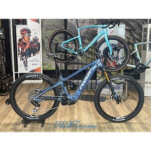Pivot Shuttle AM Sram Blue Medium Ex-Display