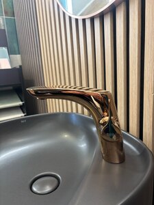 Roca Insignia Single Lever Basin Mixer Tap – Rose Gold – Ex-Display